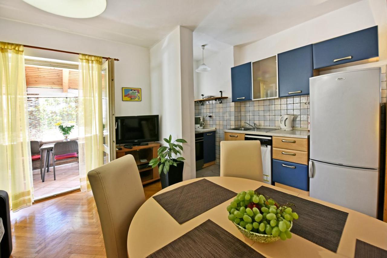 Apartment Nikola Poreč Eksteriør billede