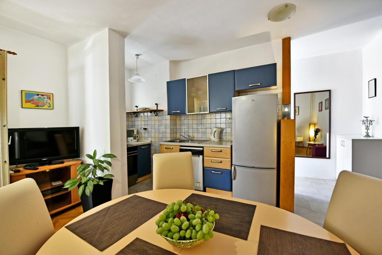 Apartment Nikola Poreč Eksteriør billede